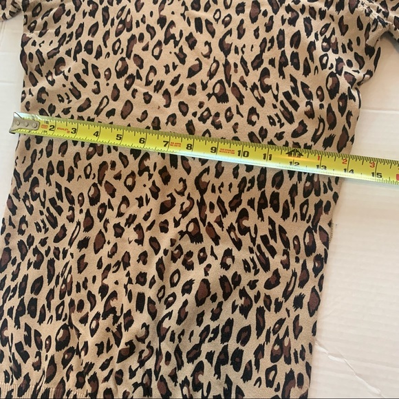 Demanding women’s leopard print sweater top, size small, slim fit. - Picture 10 of 12